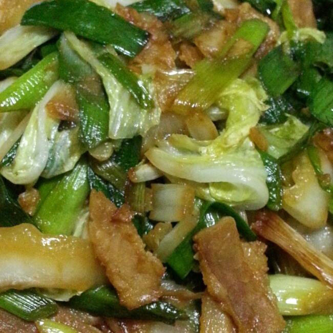 大蒜白菜腊肉的做法