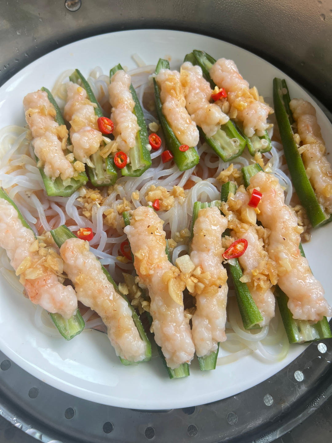 秋葵粉丝蒸虾滑