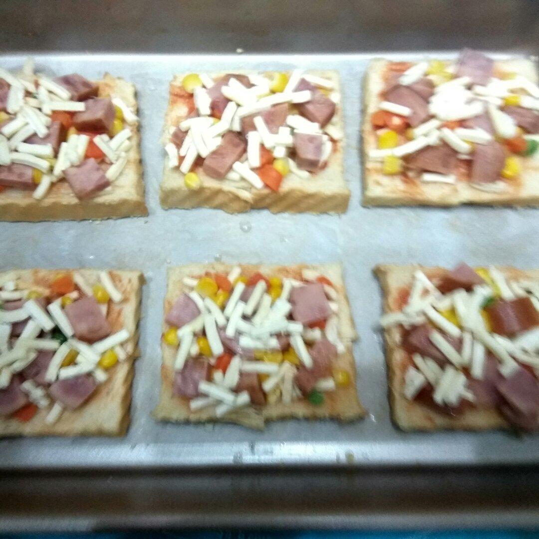 吐司培根小批萨