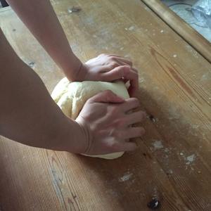 老面包（普通面粉省力版 擀面皮揉面法）的做法 步骤1