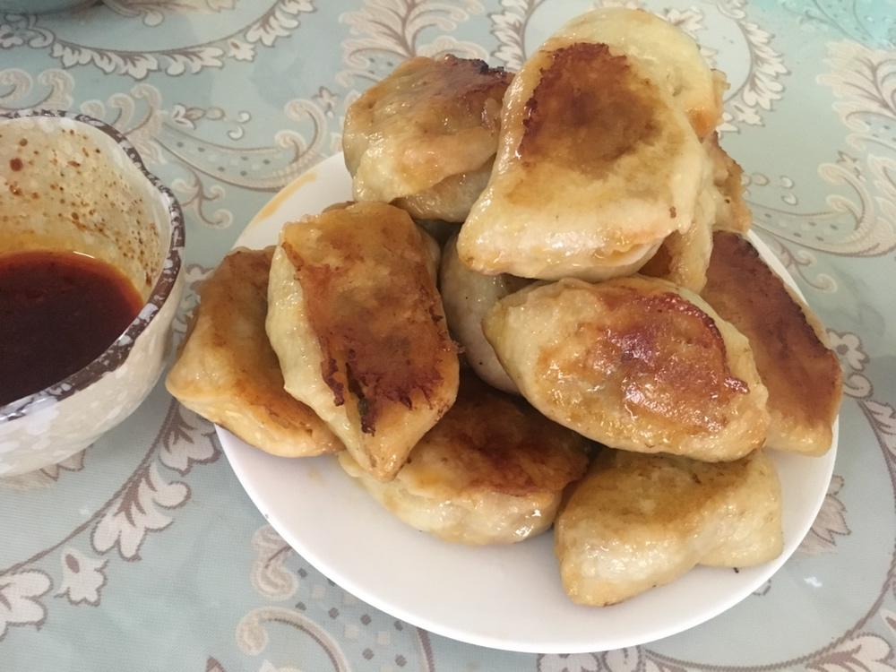 水煎包（韭菜）Fried Dumplings