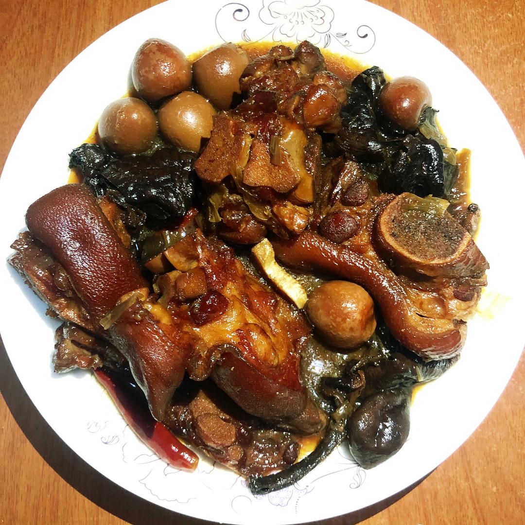 超好吃的红烧猪蹄的做法