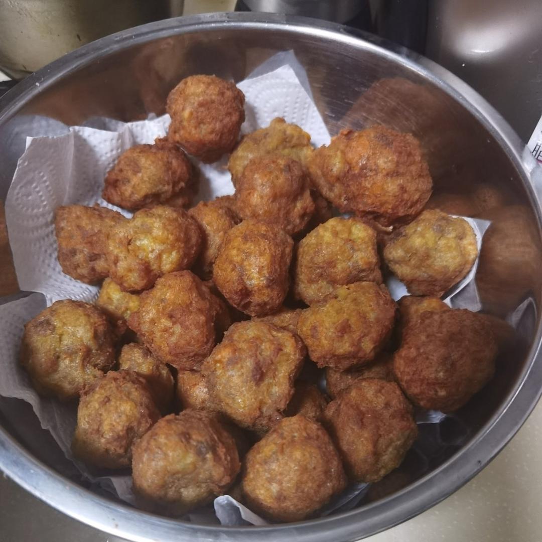 酥炸肉丸