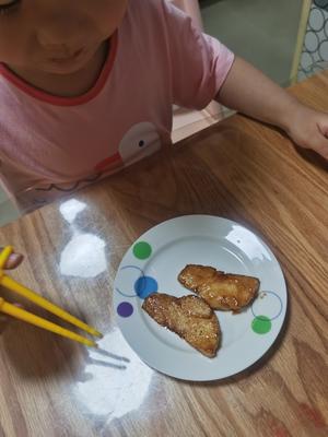 香煎银鳕鱼（儿童银鳕鱼，小朋友版）的做法 步骤7