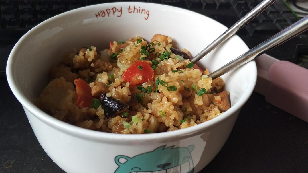 【香菇鸡肉焖饭】