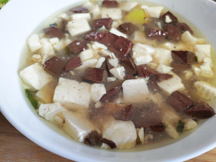 鸭血豆腐汤
