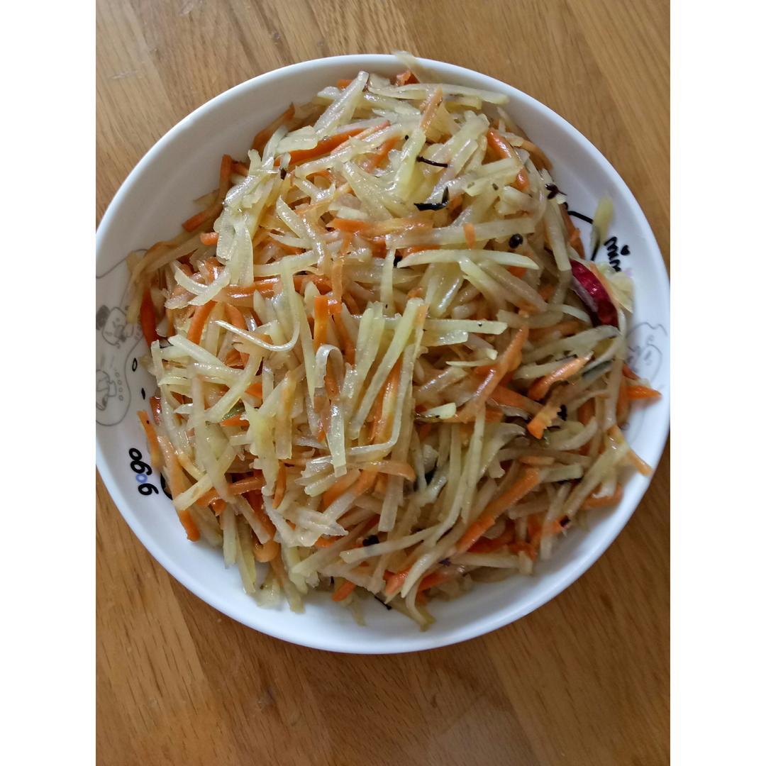 炒胡萝卜土豆丝