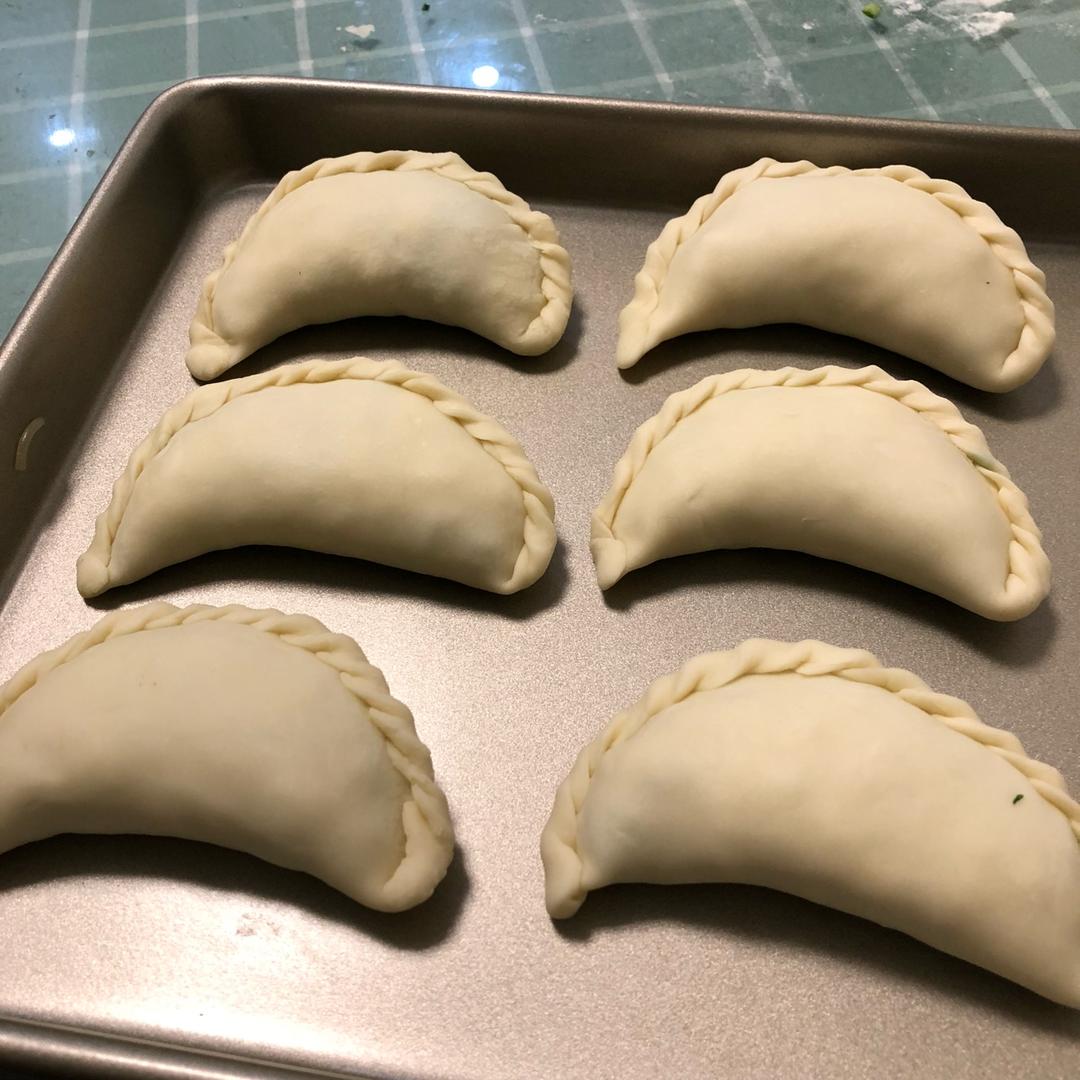 快手韭菜盒子（附花边盒子做法）