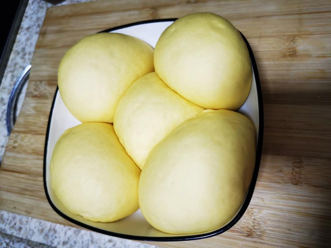 超松软的蒸面包