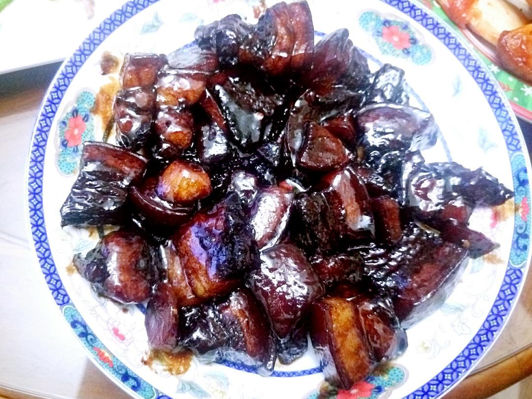 不焯水不放油的家常红烧肉