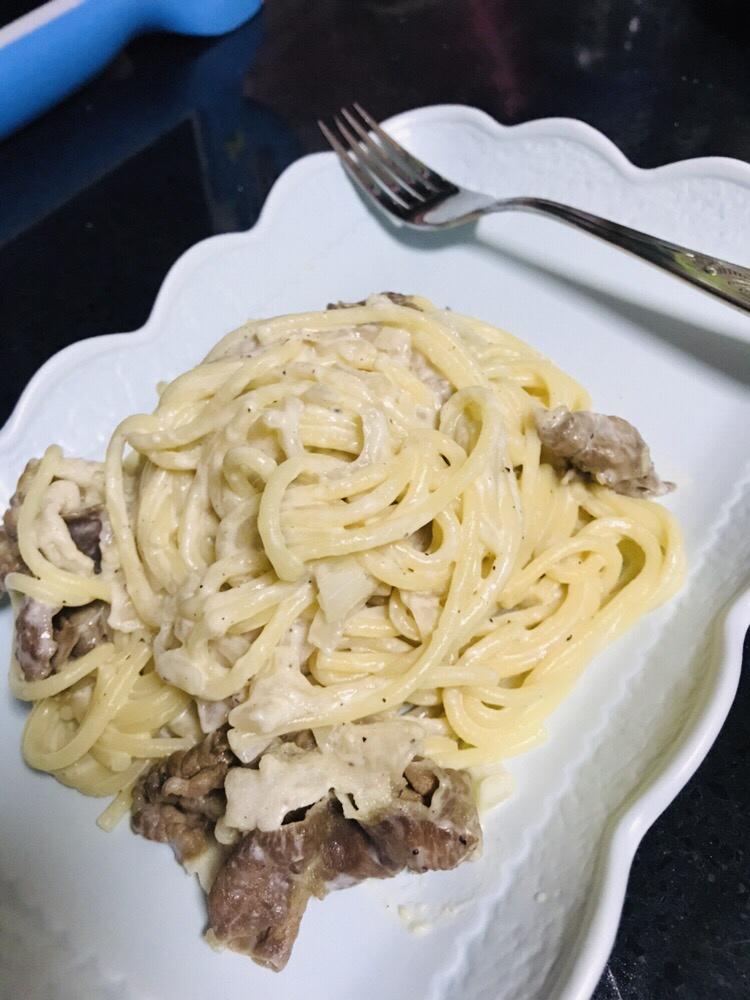 芝士奶香意面🍝适合小朋友哦😋