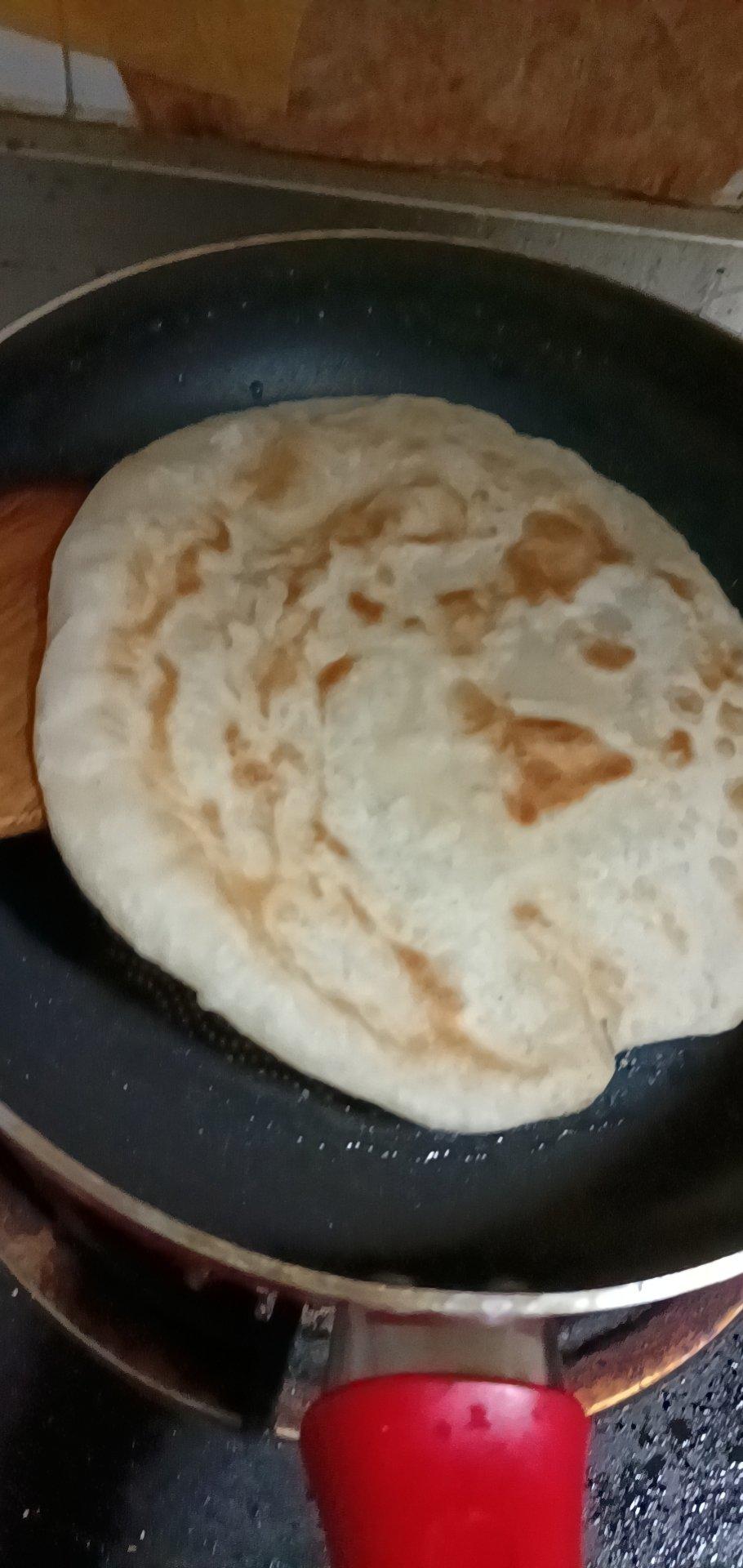 家常小油饼 凉了也不硬 柔软多层 附细节视频详解