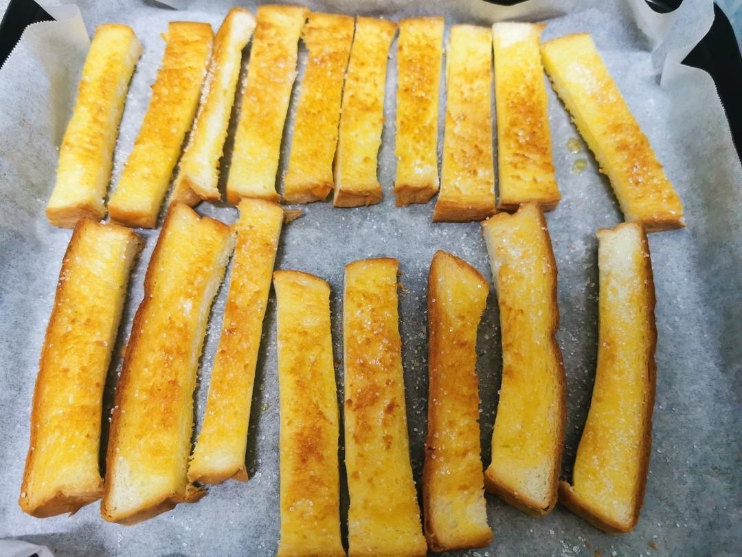黄金烤吐司🍞条｜太香了