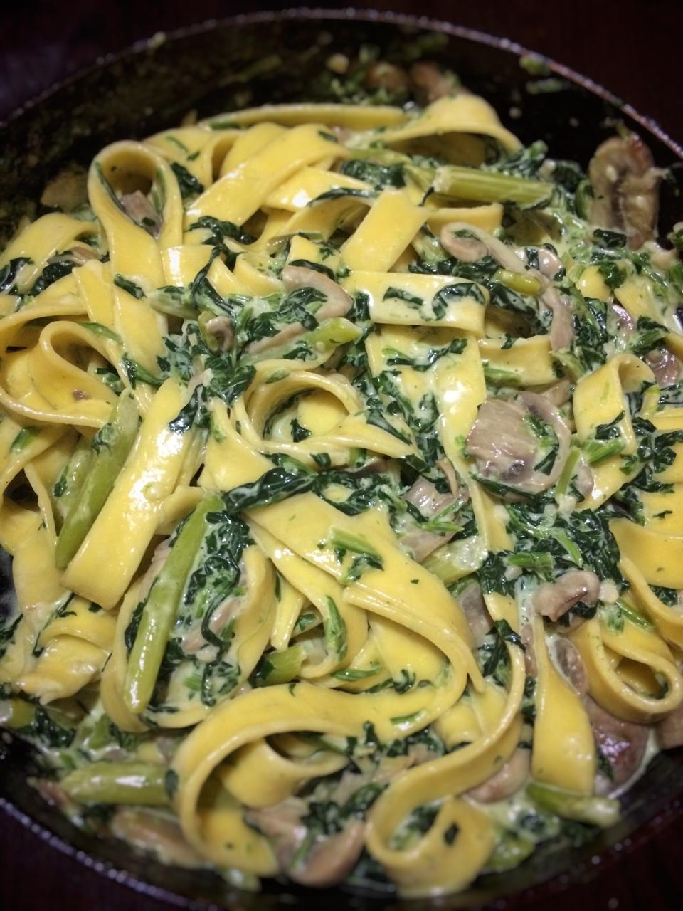 奶油蘑菇菠菜意大利面