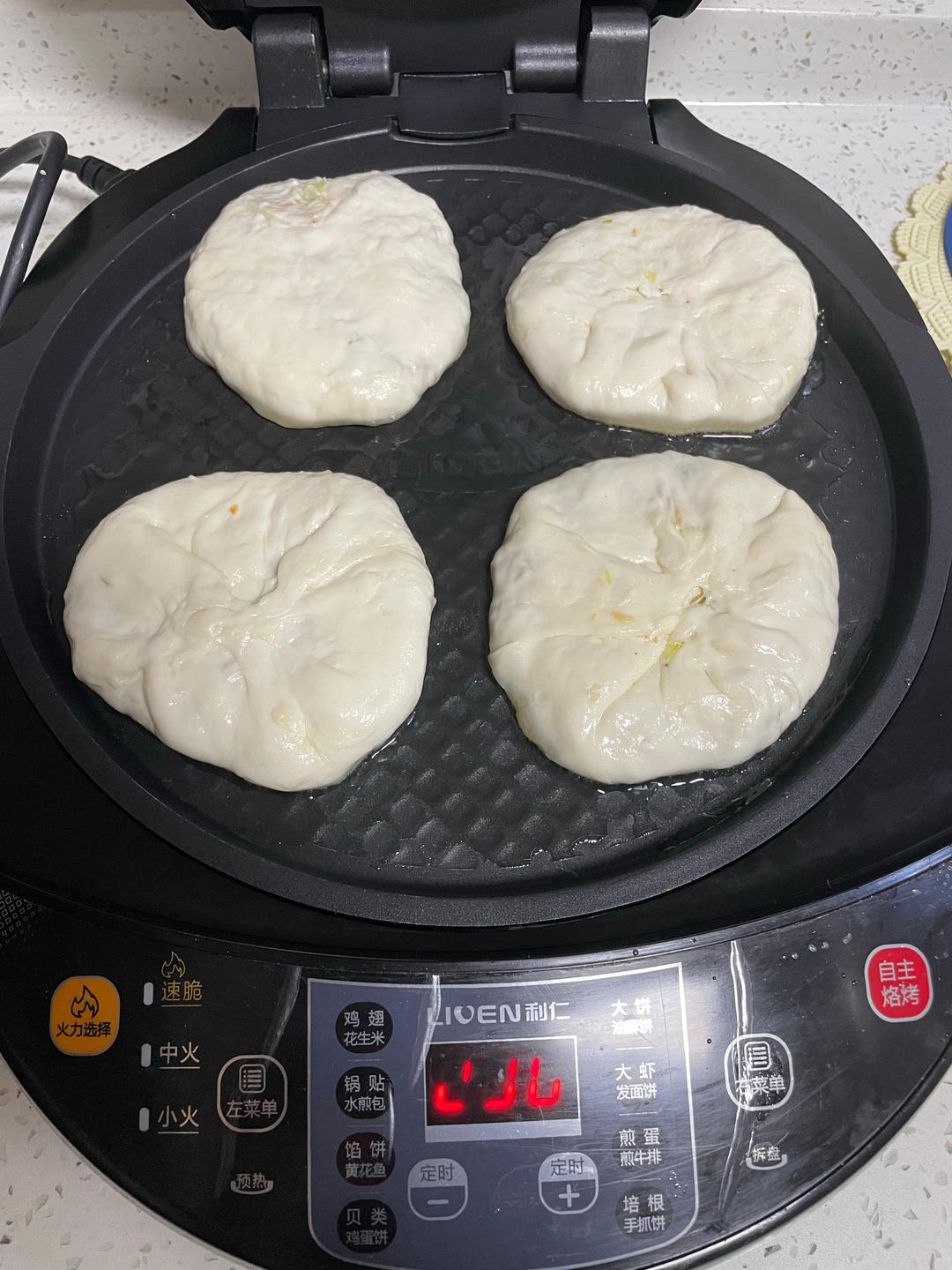 皮薄如纸的韭菜馅饼|免揉面法