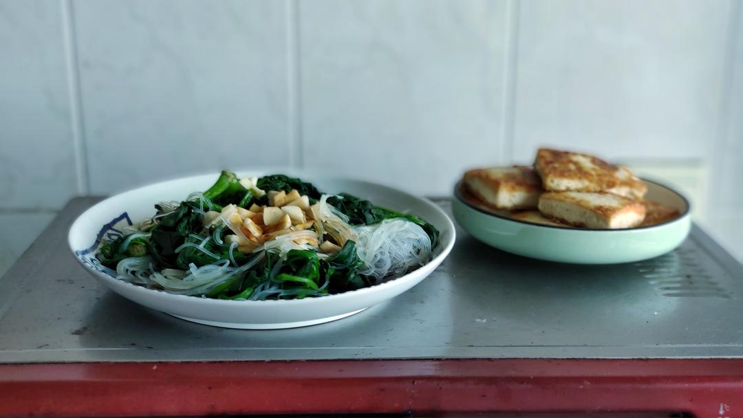 万能凉拌菜料汁（凉拌菠菜粉丝）