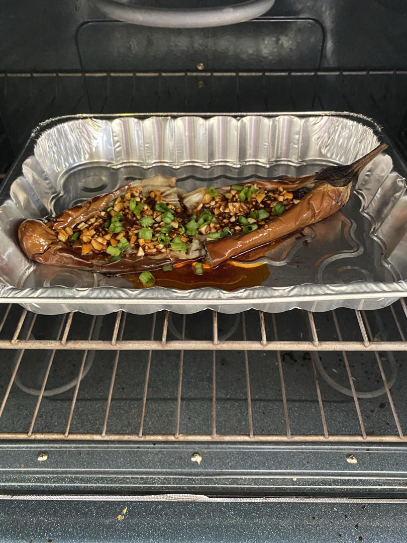 CC招牌菜销魂烤茄子，百吃不厌！