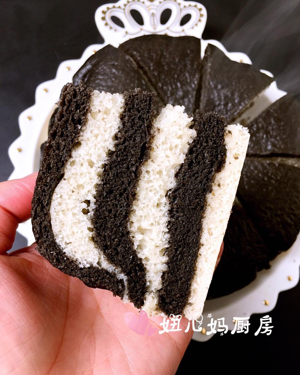 黑芝麻核桃酱双色发糕