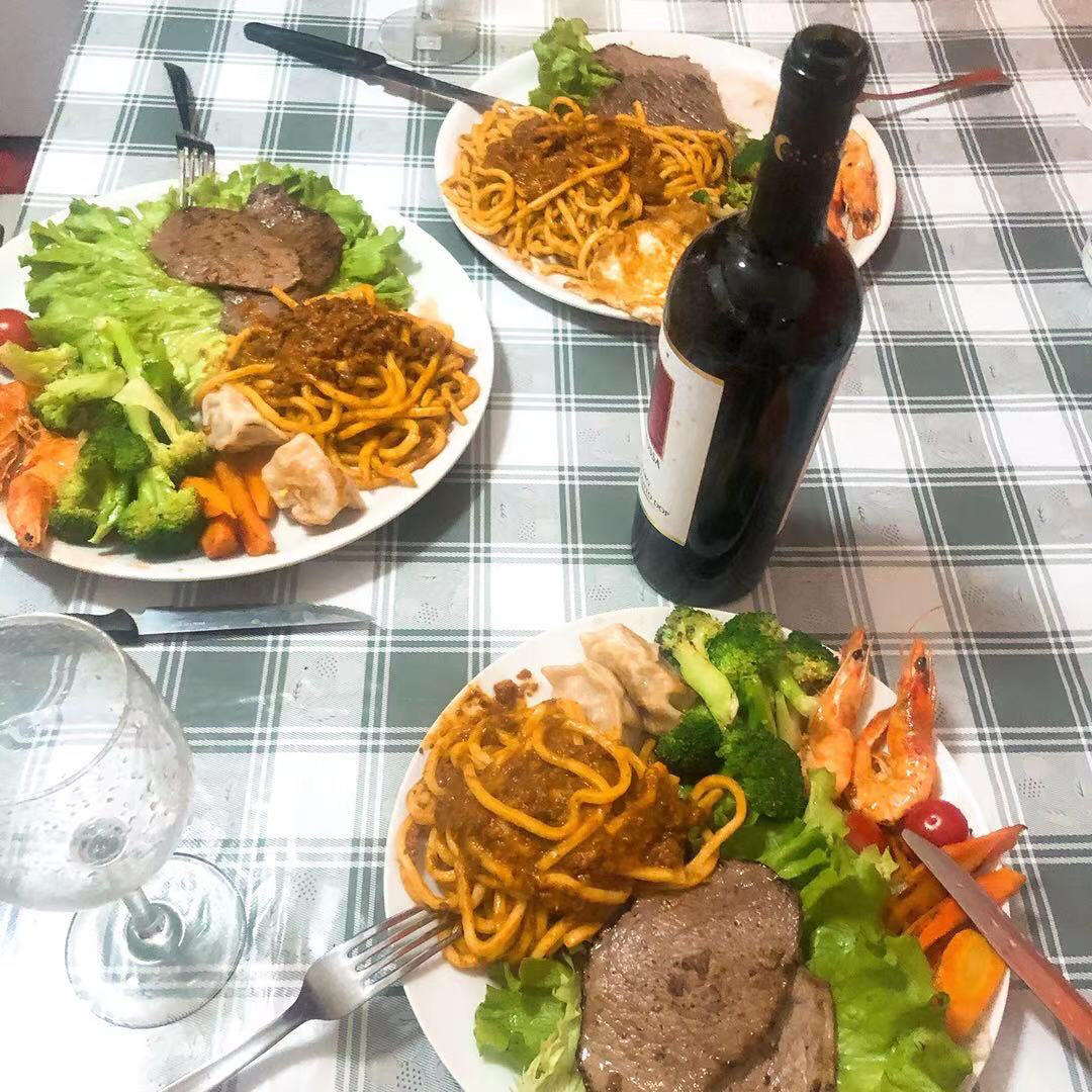 吃出西餐厅的感觉--黑椒牛排意面配什蔬