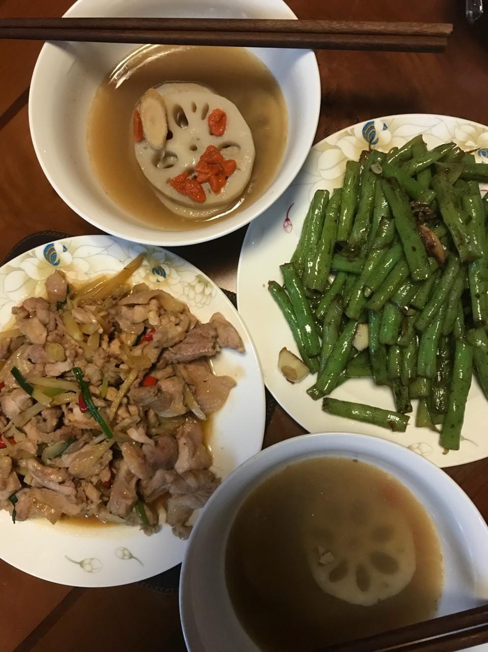 党参黄芪排骨汤
