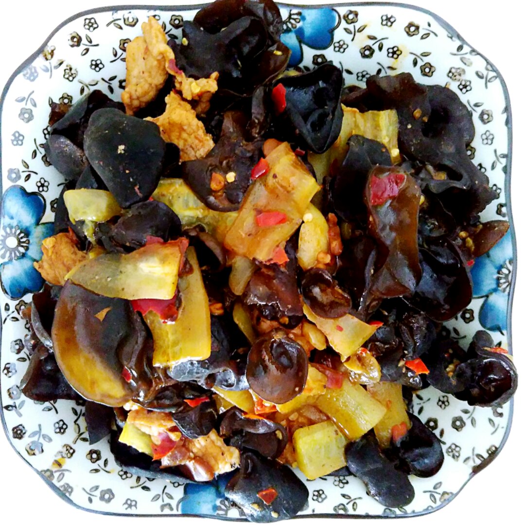 木耳肉片炒青瓜