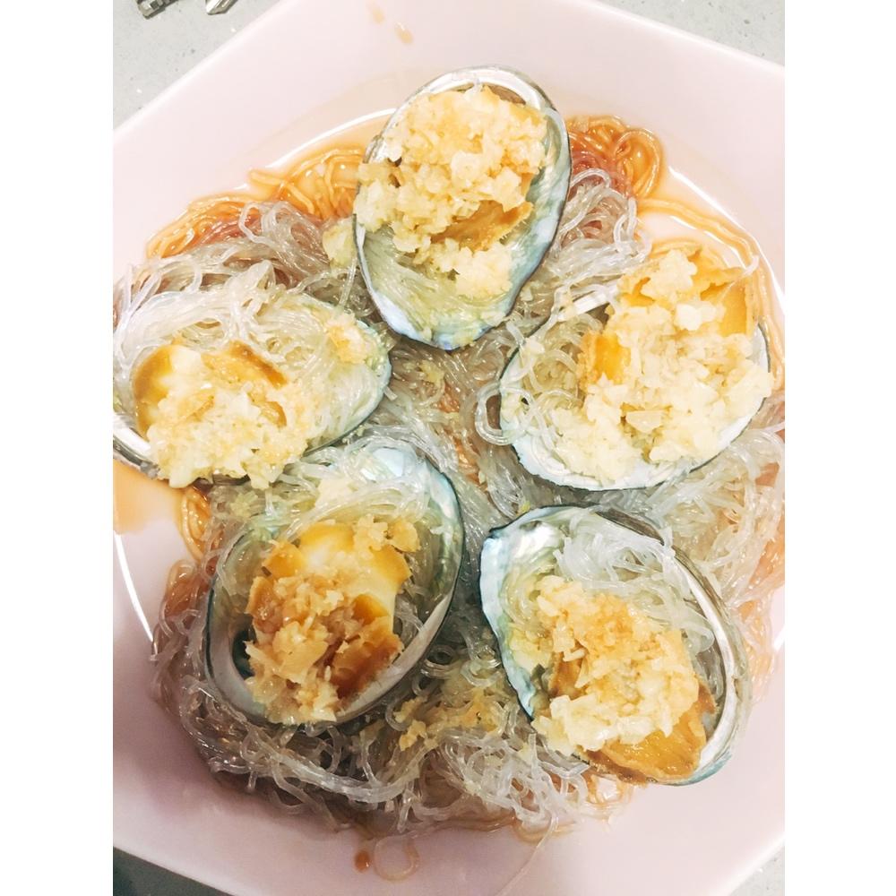 蒜蓉粉丝蒸鲍鱼