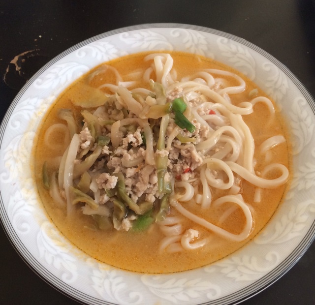 榨菜肉丝面