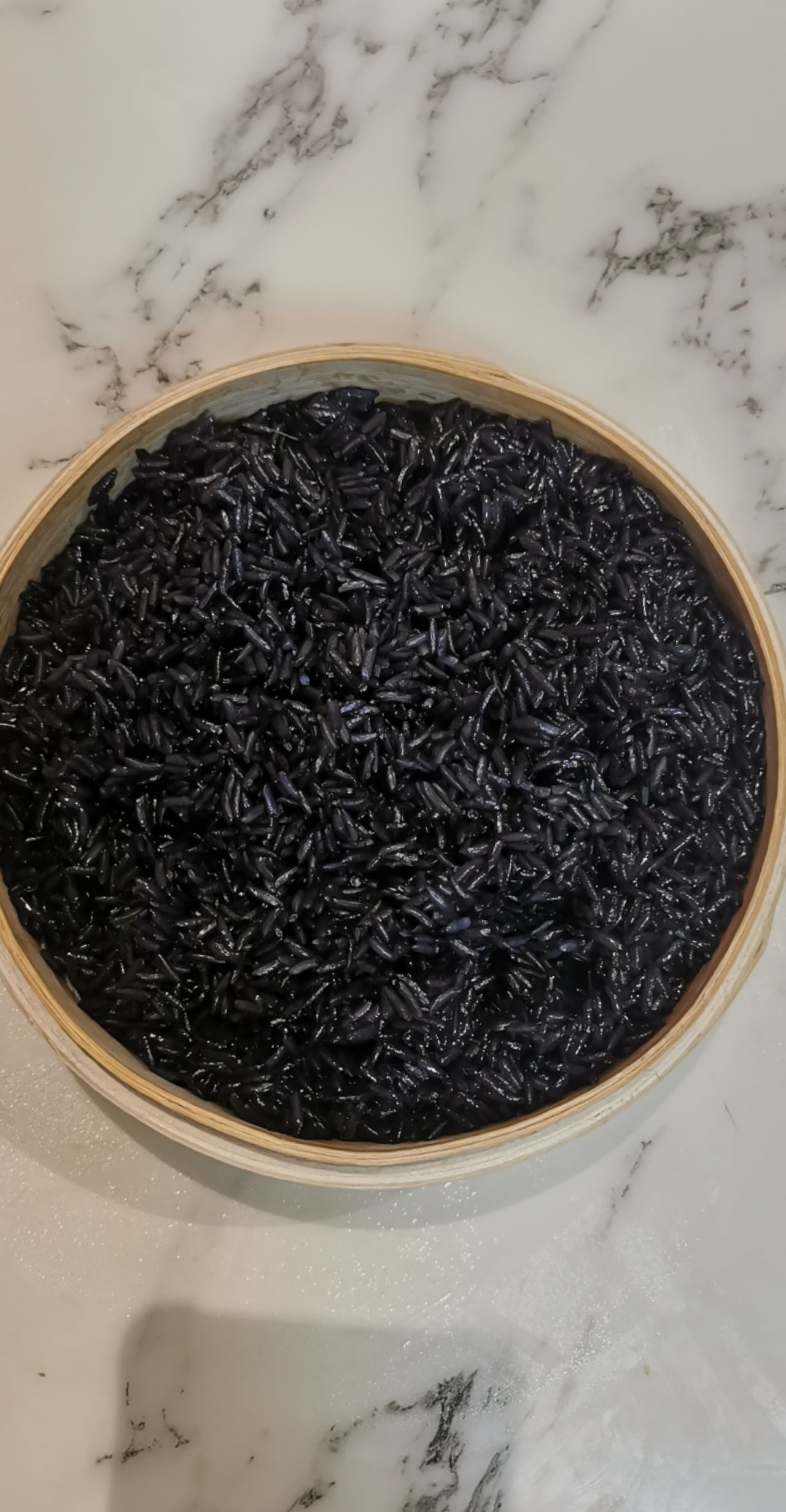 枫叶黑色糯米饭的做法