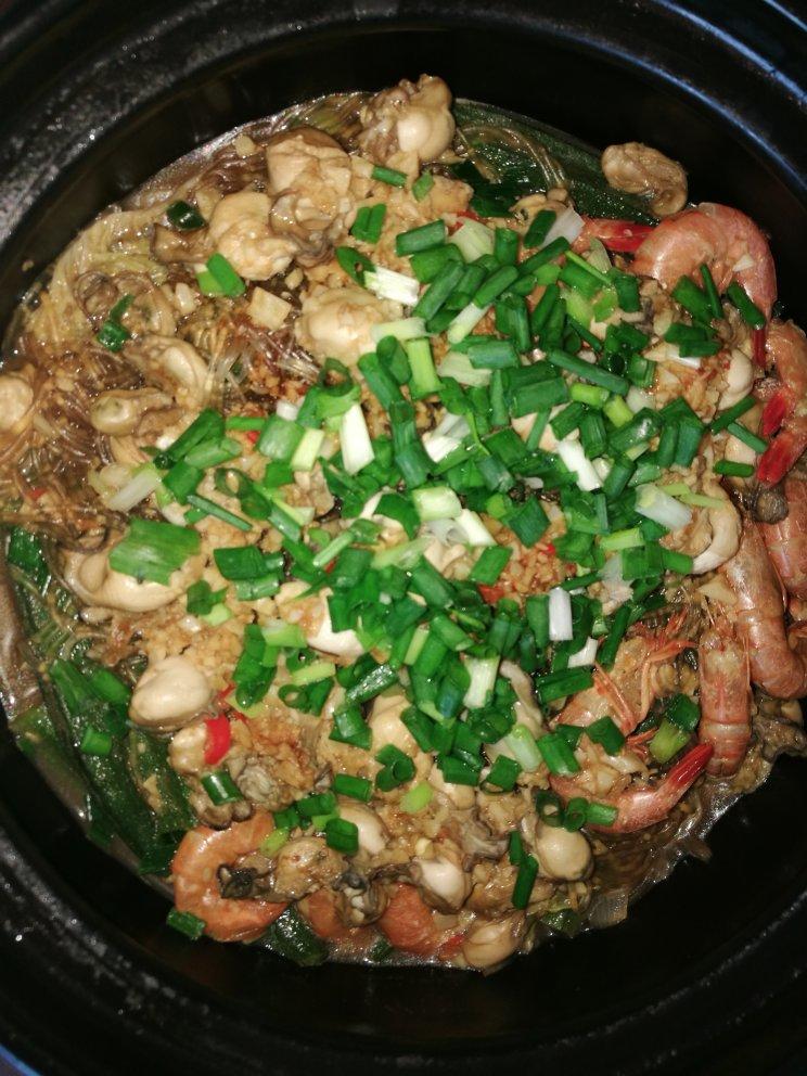 隔壁邻居闻到都馋哭了的生蚝粉丝煲