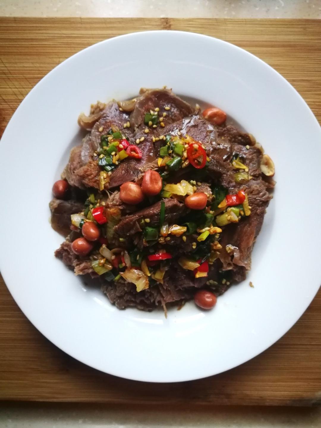 凉拌牛肉