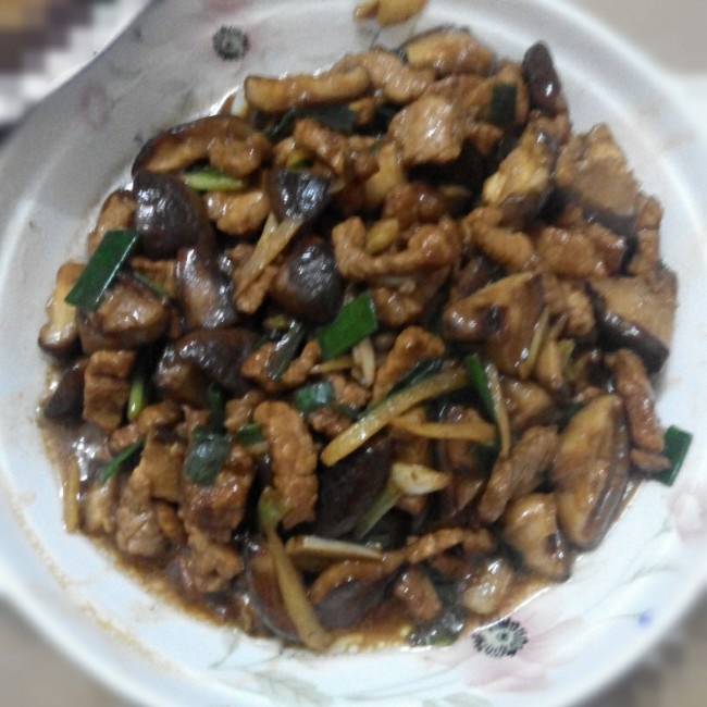 香菇炒肉