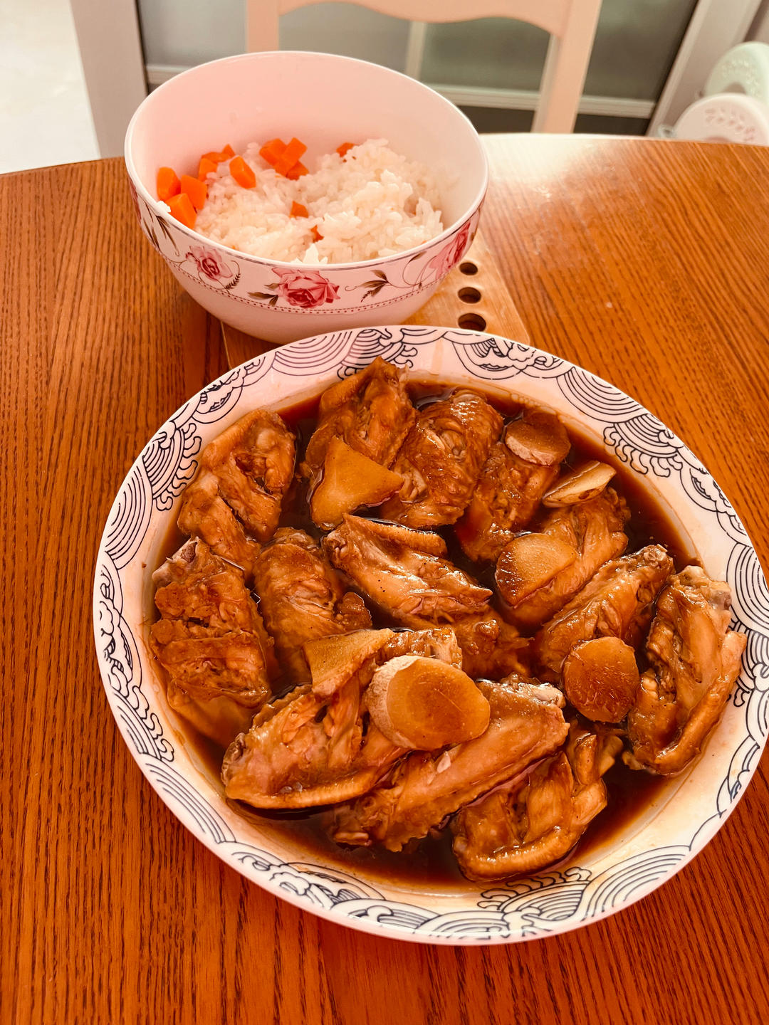 午餐•2022年2月23日