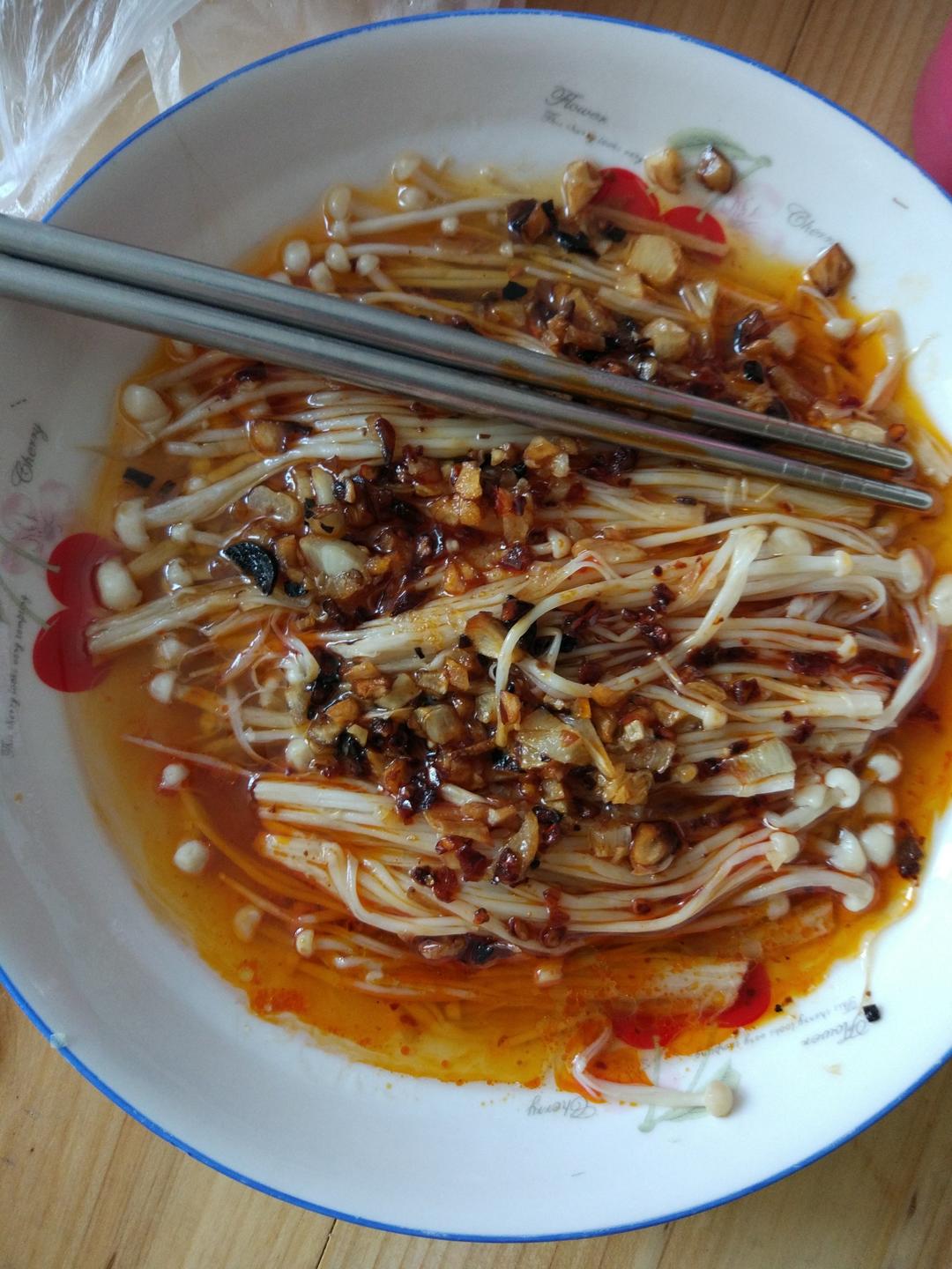 蒜蓉蒸金针菇