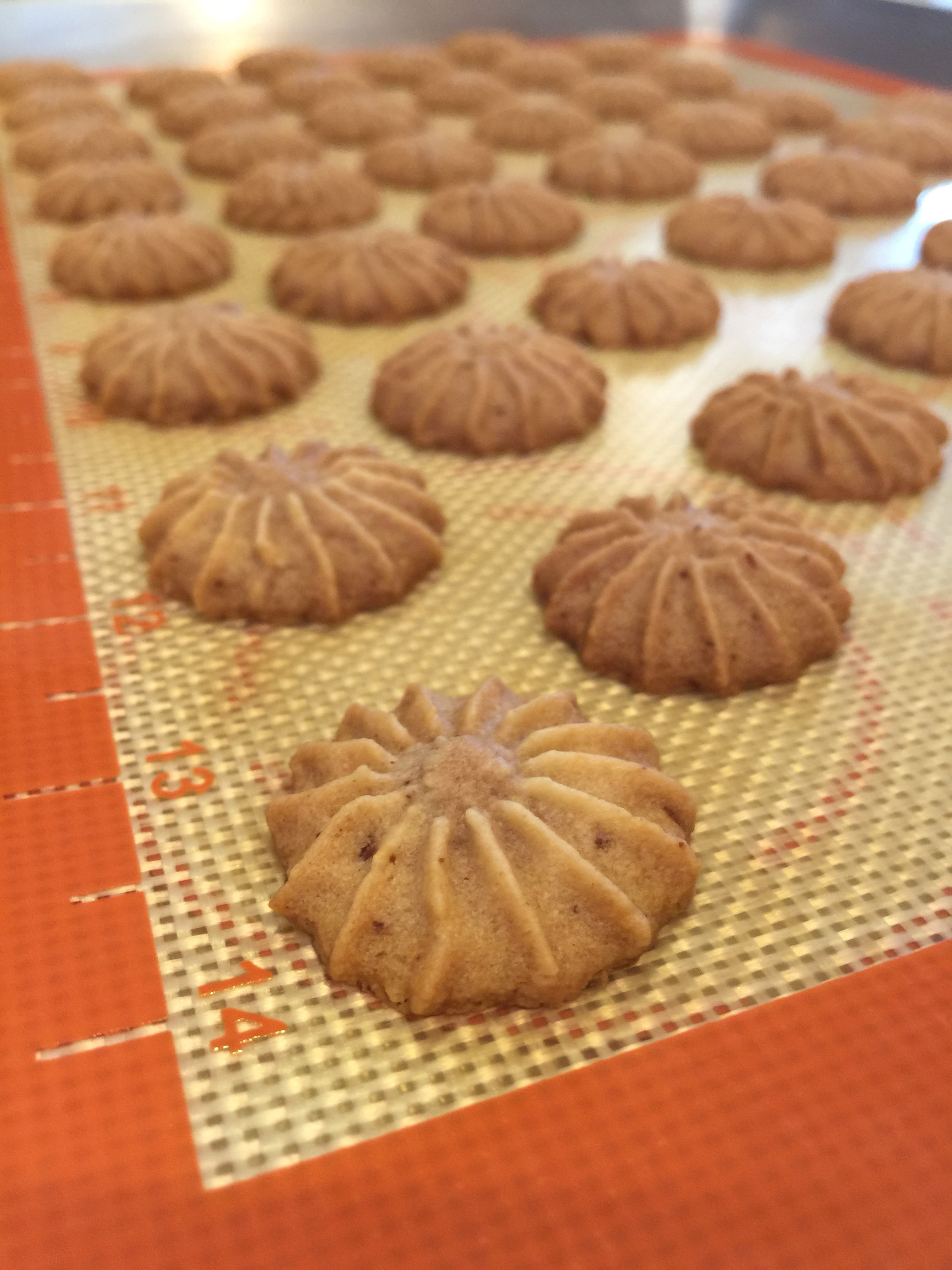 烘培小白也能做出的好吃饼干—杏仁曲奇饼干的做法