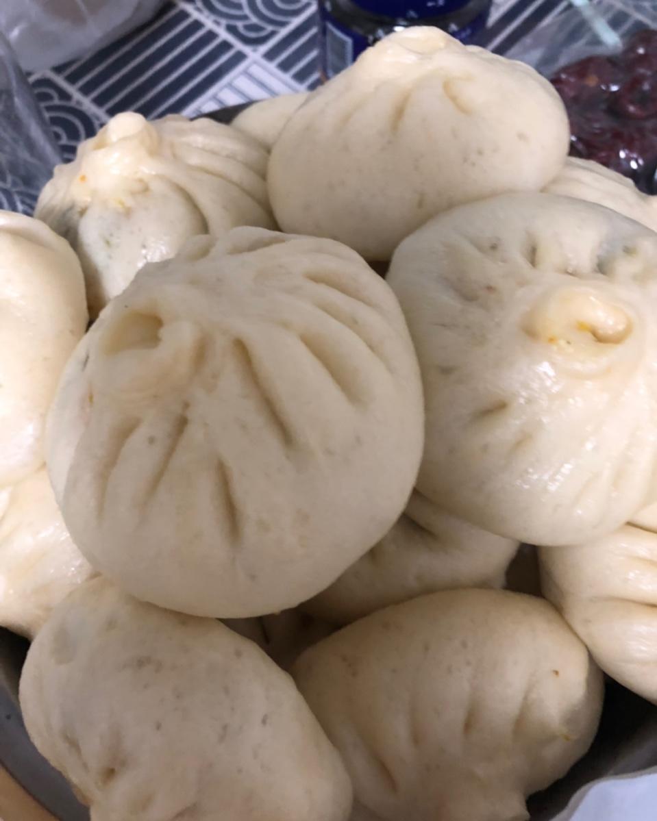 胡萝卜木耳鸡蛋素包子
