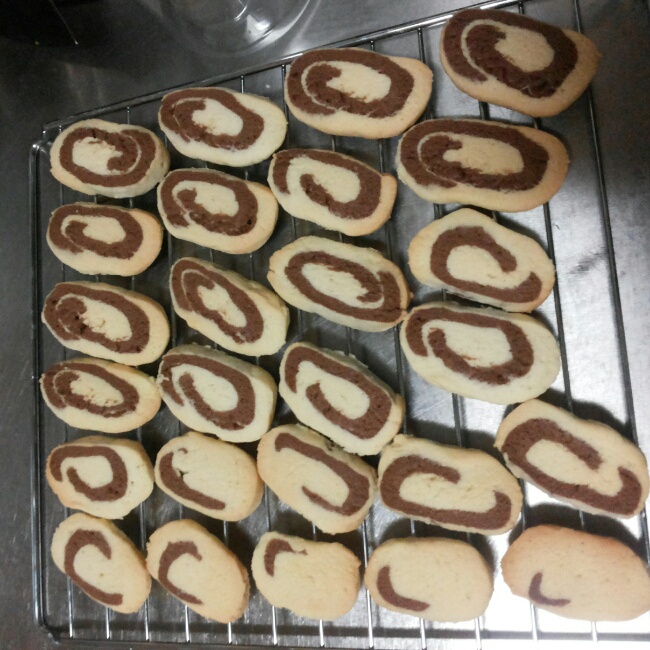 双色小棋格饼干