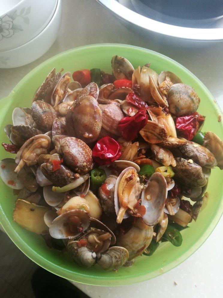 葱炒花蛤