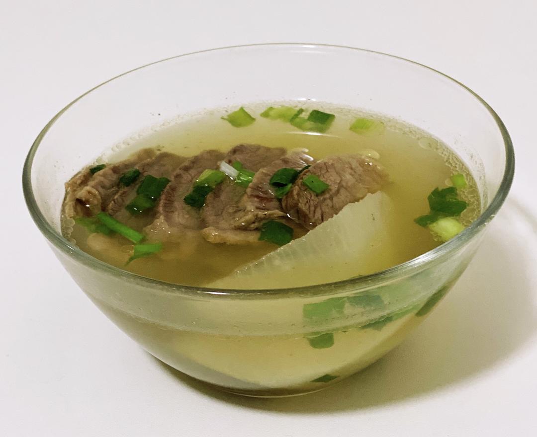 萝卜牛腩汤的做法