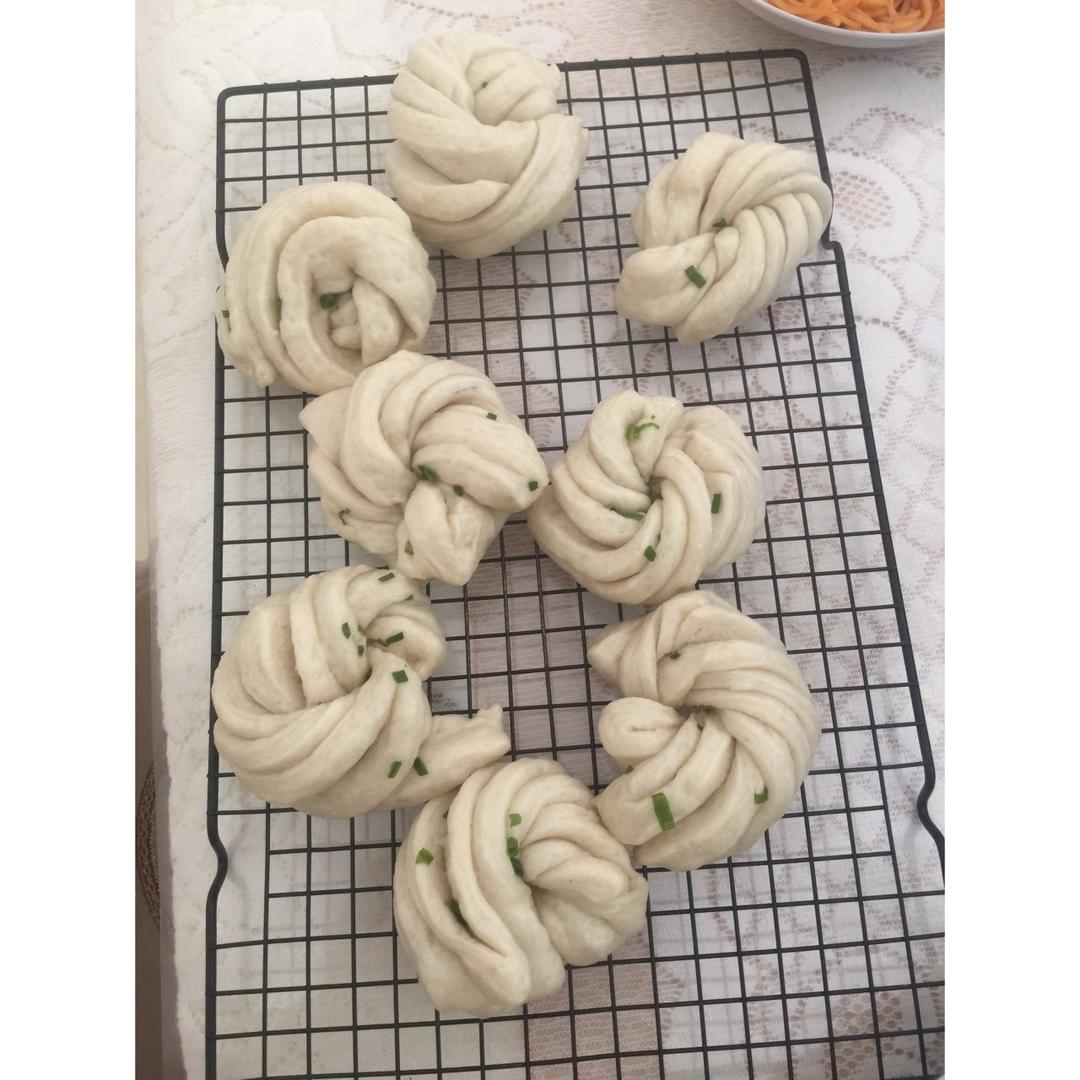 葱油花卷 Steamed Roll