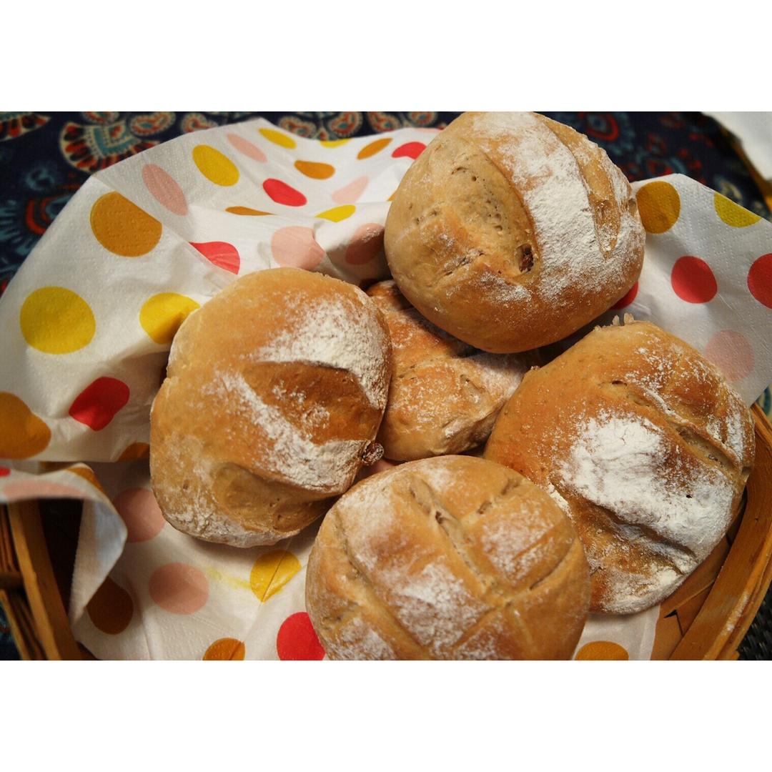 红酒桂圆全麦软欧