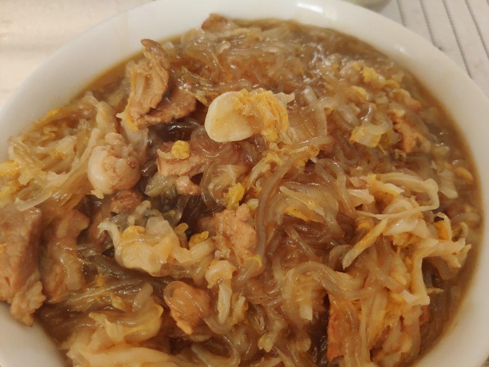 东北酸菜猪肉炖粉条
