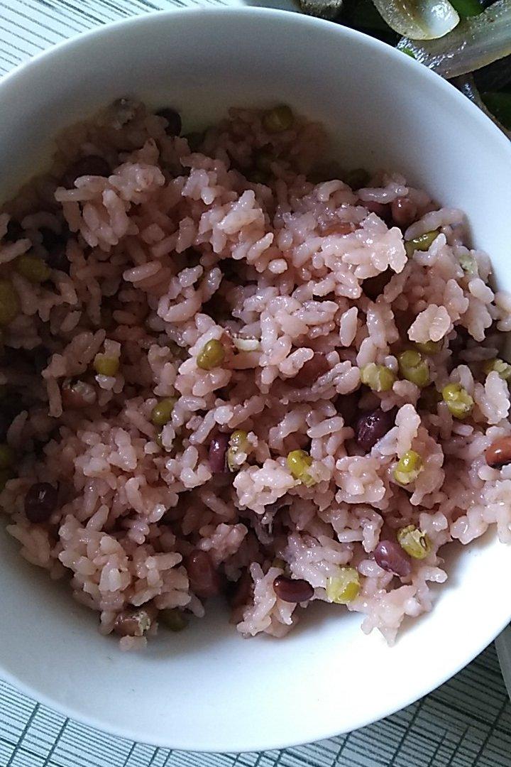 香香没毒做的红豆饭