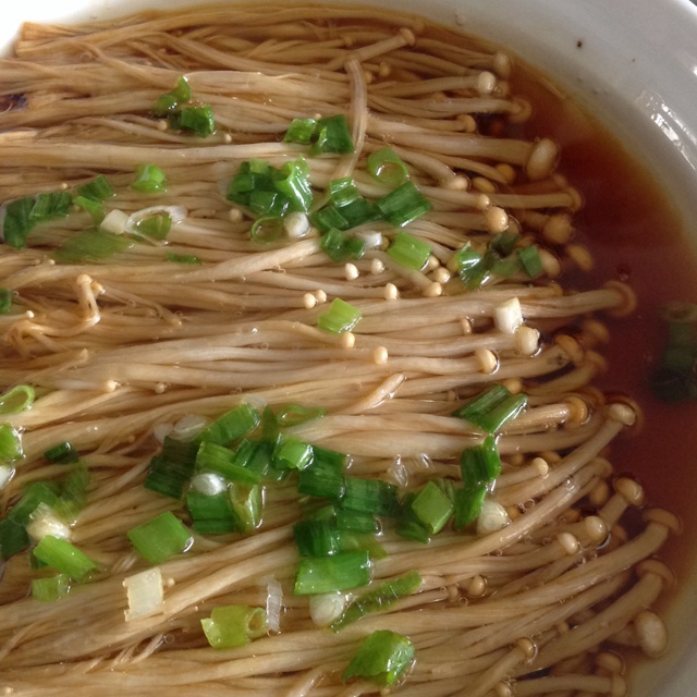 油泼金针菇