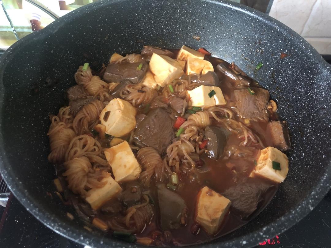 川香麻辣魔芋鸭血