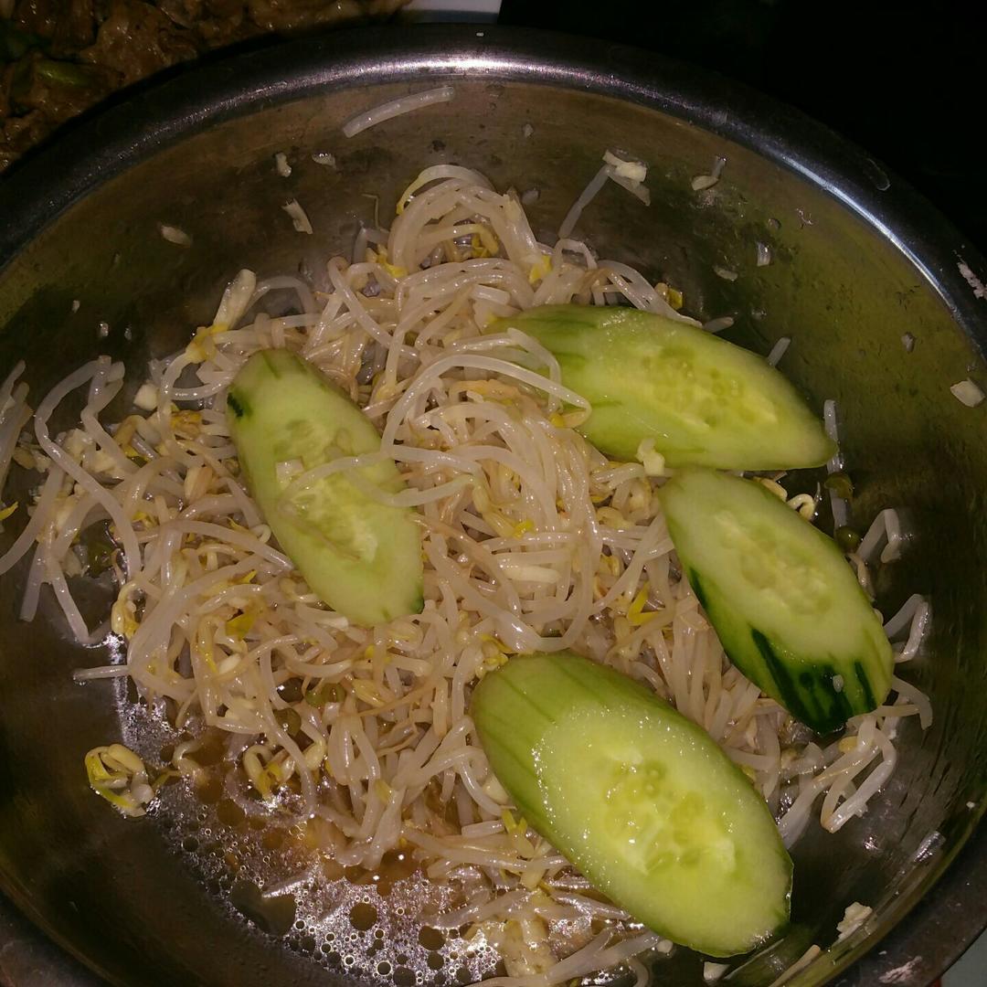 凉拌豆芽