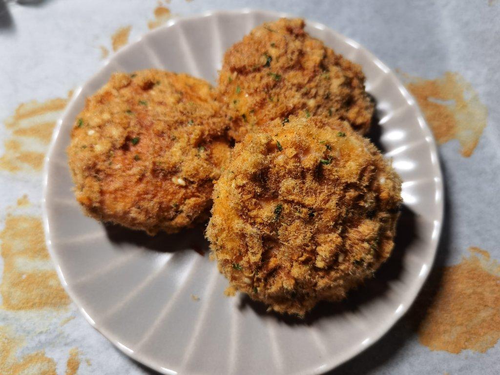 咸香松软的肉松小贝