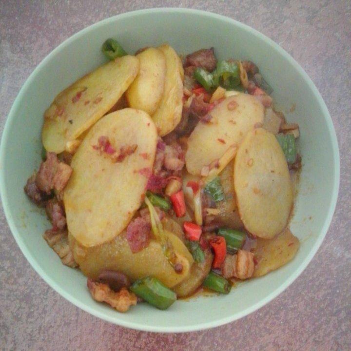 干锅土豆片