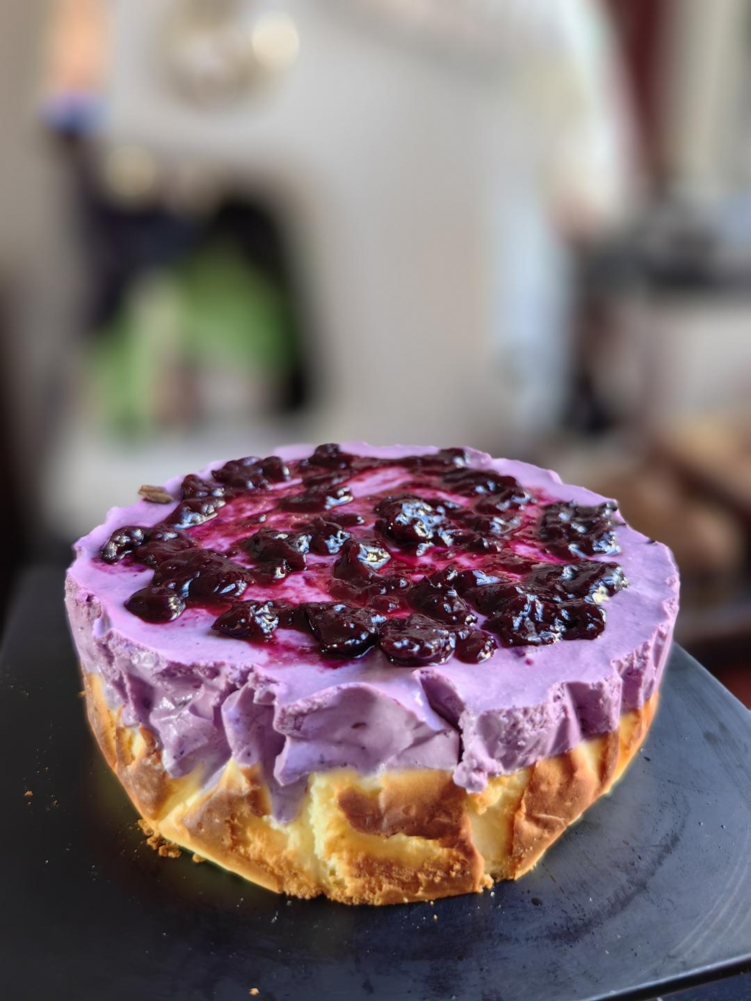 蓝莓酸奶慕斯巴斯克芝士蛋糕！双重享受！