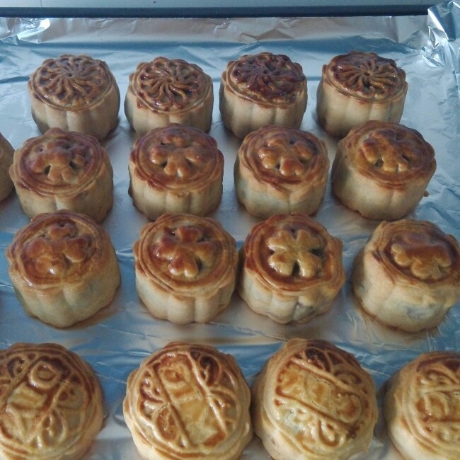 蛋黄豆沙广月