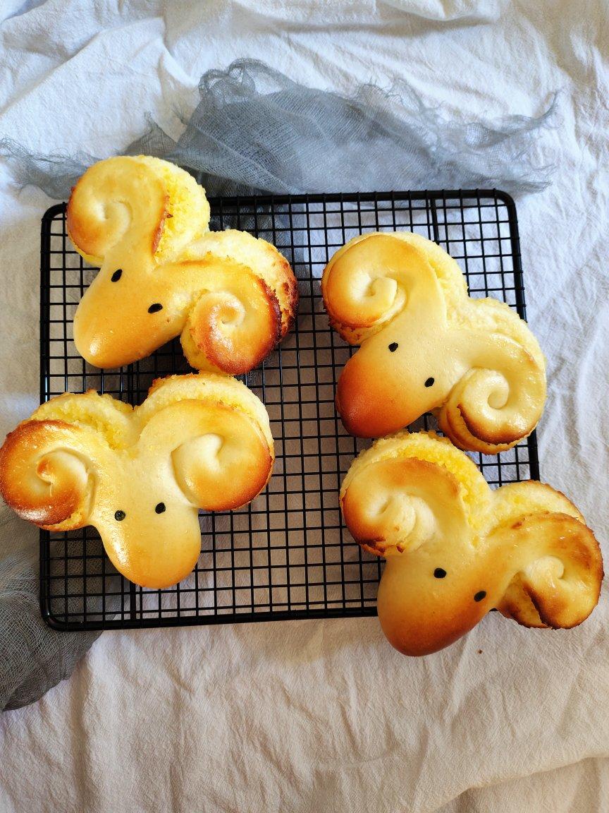 羊羊羊 🐏 椰蓉小面包、一次就成功‼️